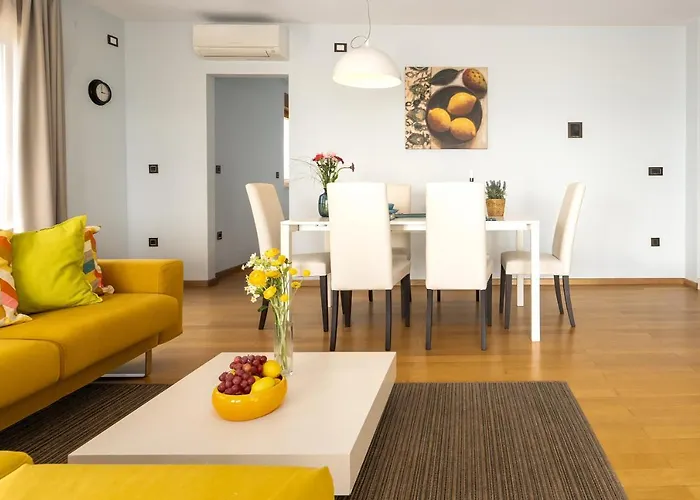 Povile Suites ポヴィレ