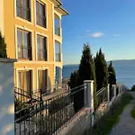 דירה Povile Suites פובילה