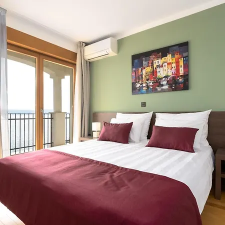 דירה Povile Suites *