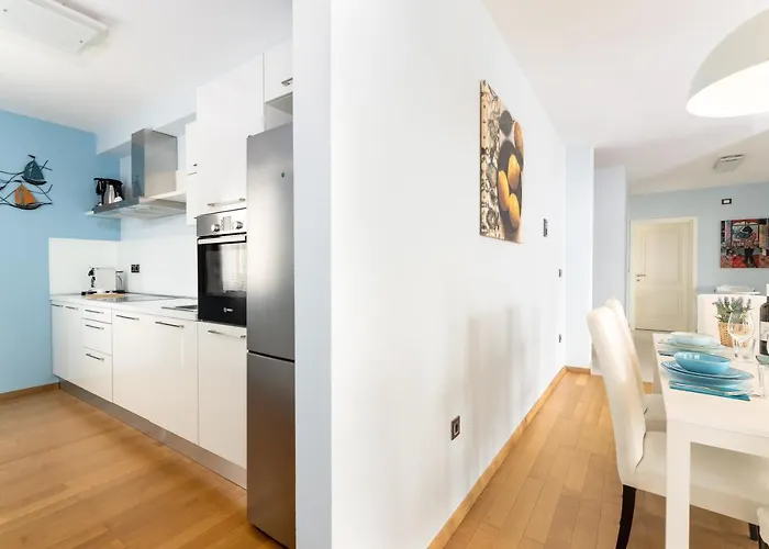 Povile Suites Lägenhet *